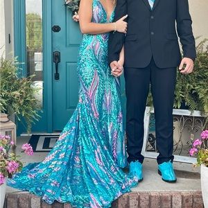 Gorgeous Jovani Sequined Mermaid Dress With Train